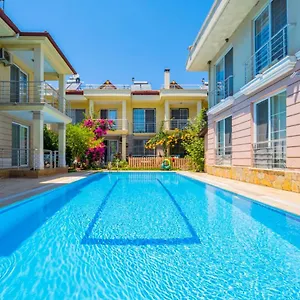 gul-evleri-calis-beach-villa.turkeyfethiyehotels.com/